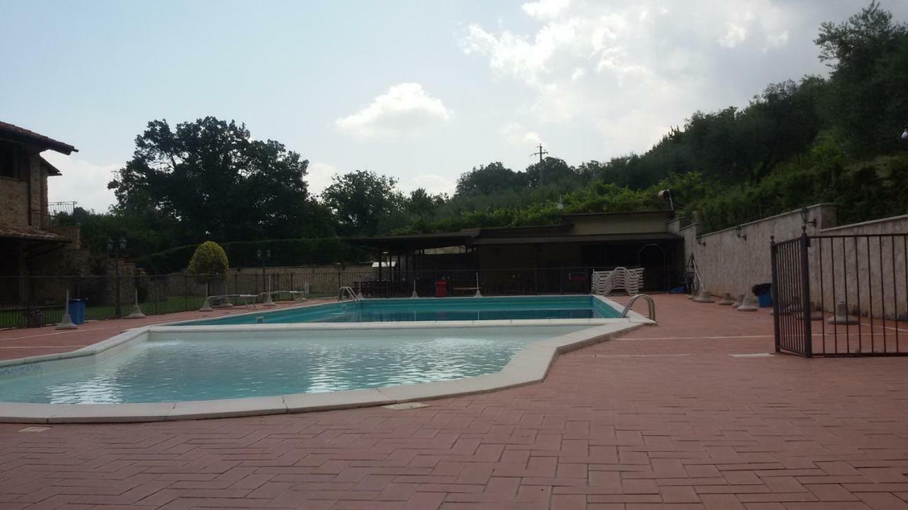 Agriturismo Isola Verde Sant'Urbano Luaran gambar